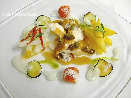 Petto di pollo arrostito con salsa ai capperi